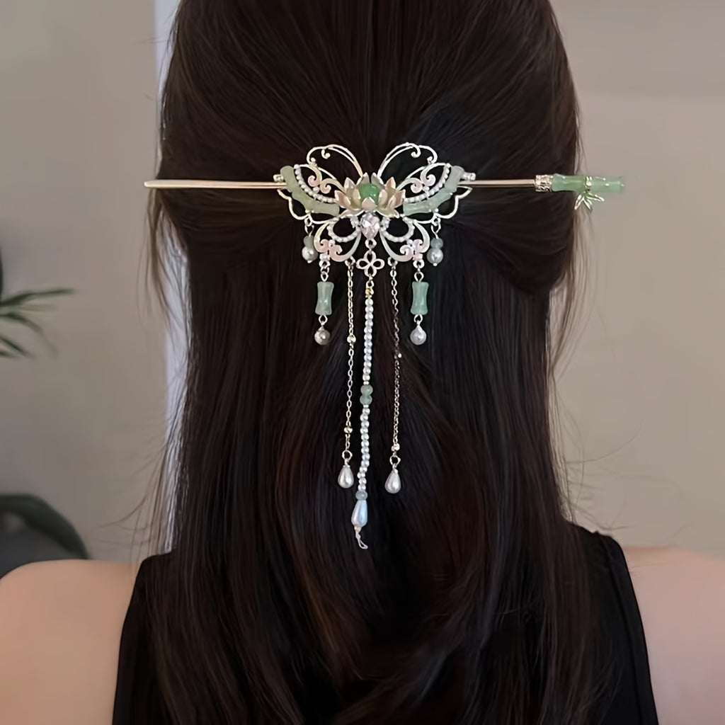 1pc Traditional Chinese Butterfly Hairpin for Women, Elegant Metal Hair Stick with Dangling Chains and Beads, Fashionable Hair Accessory for Festive Occasions